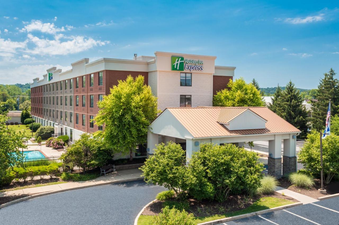Holiday Inn Express Exton - Great Valley By Ihg מראה חיצוני תמונה