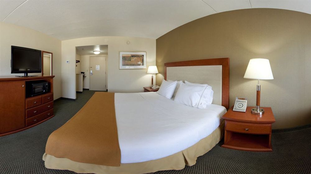Holiday Inn Express Exton - Great Valley By Ihg מראה חיצוני תמונה
